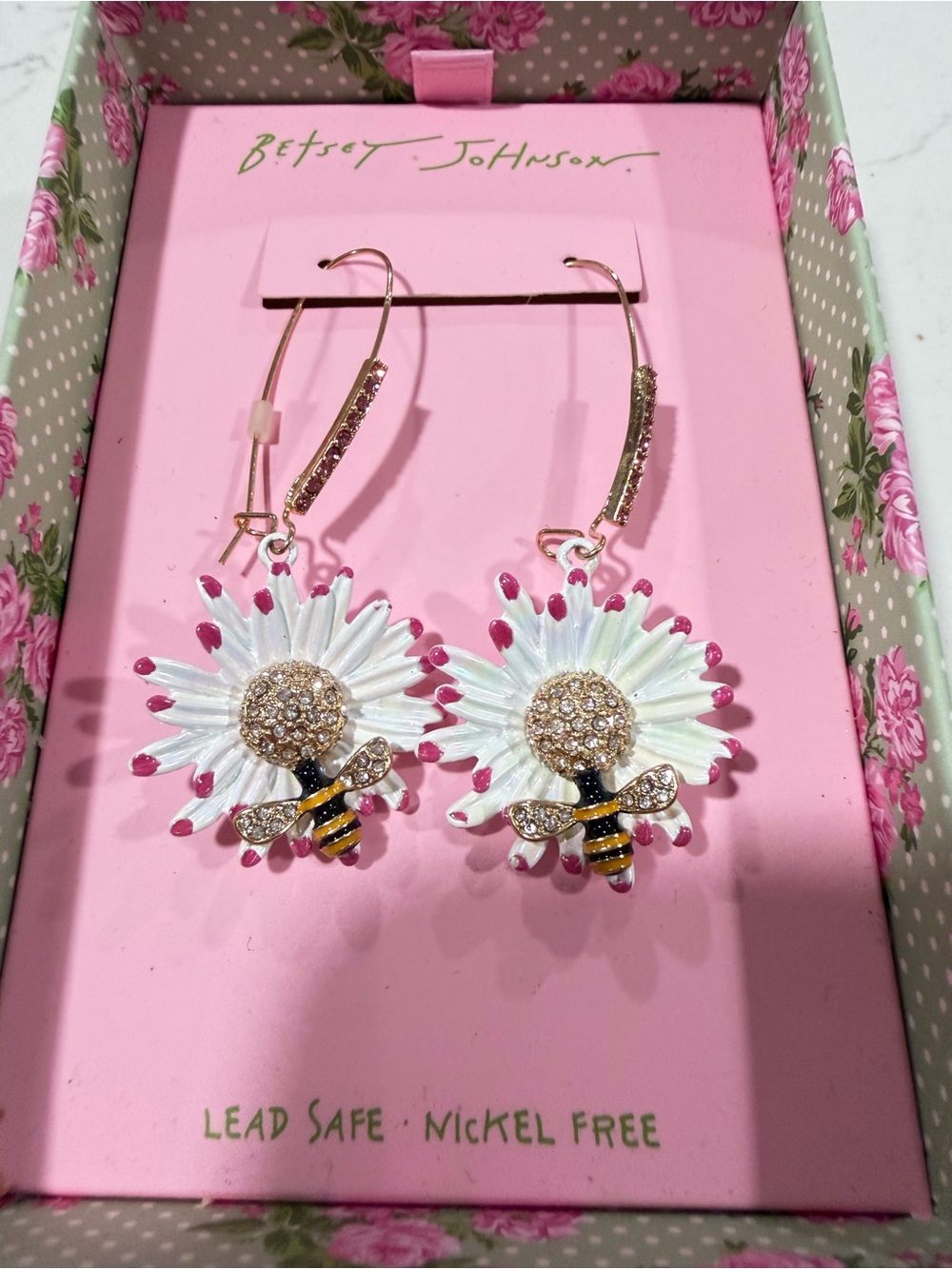 Betsey Johnson White Daisy Earrings with Pink Tips & Bee Charms